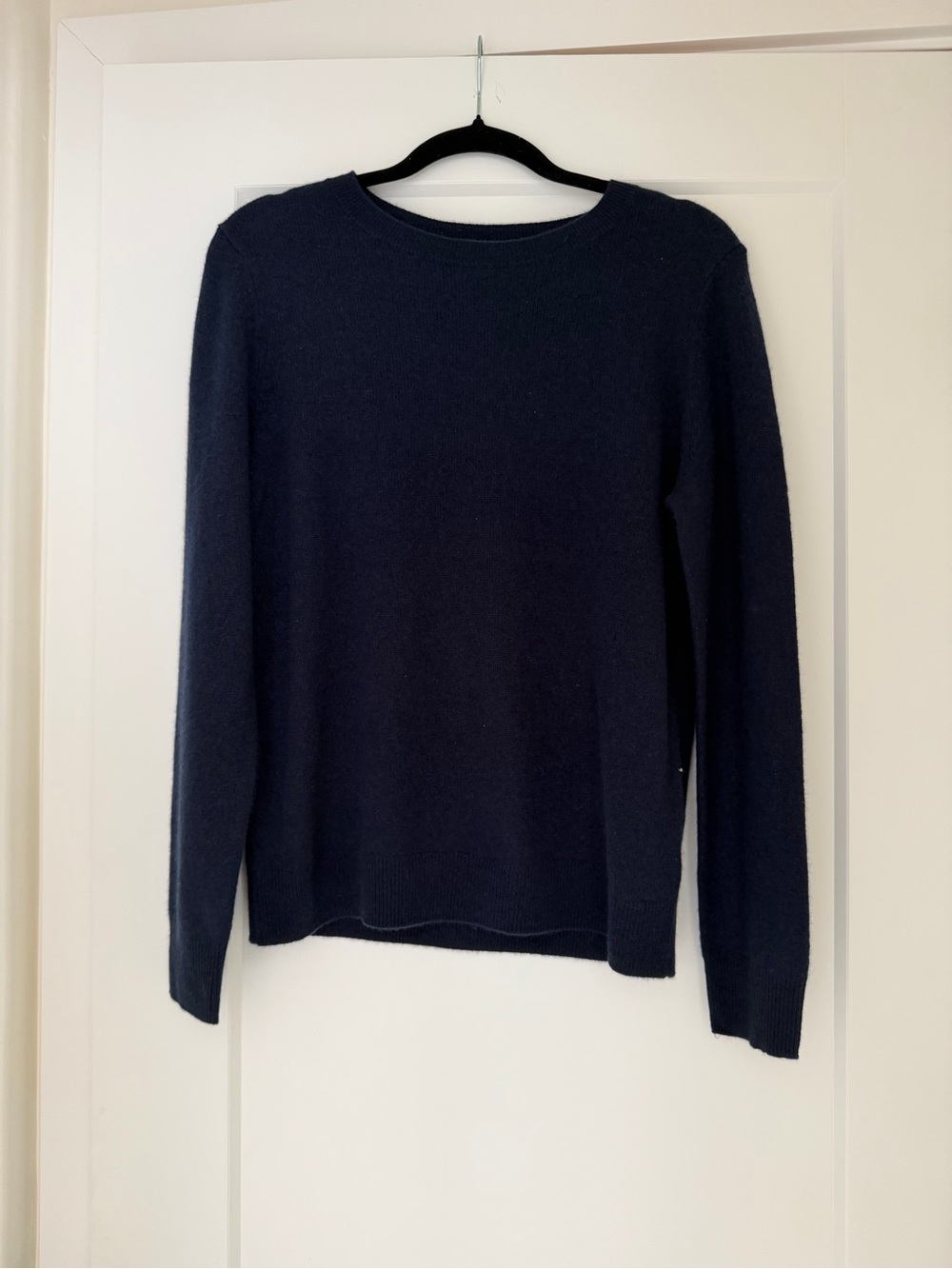 Nordstrom Women's Navy Blue Crewneck Sweatshirt